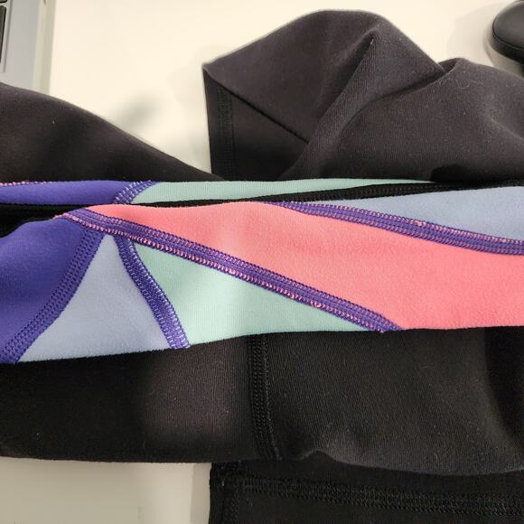 IVIVVA Girls Youth 14 Black Colorful Waistband Reversible Cropped Leggings - Picture 4 of 6